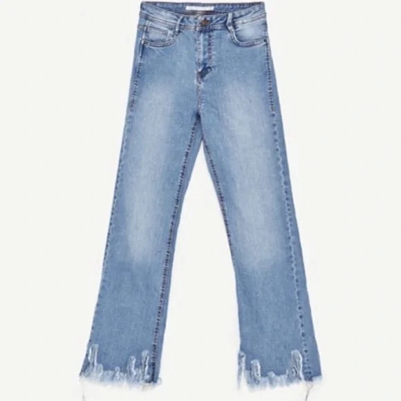 NWOT Zara Trafaluc Denimwear High-Waisted Cropped Distressed Flare Jeans - Picture 7 of 11